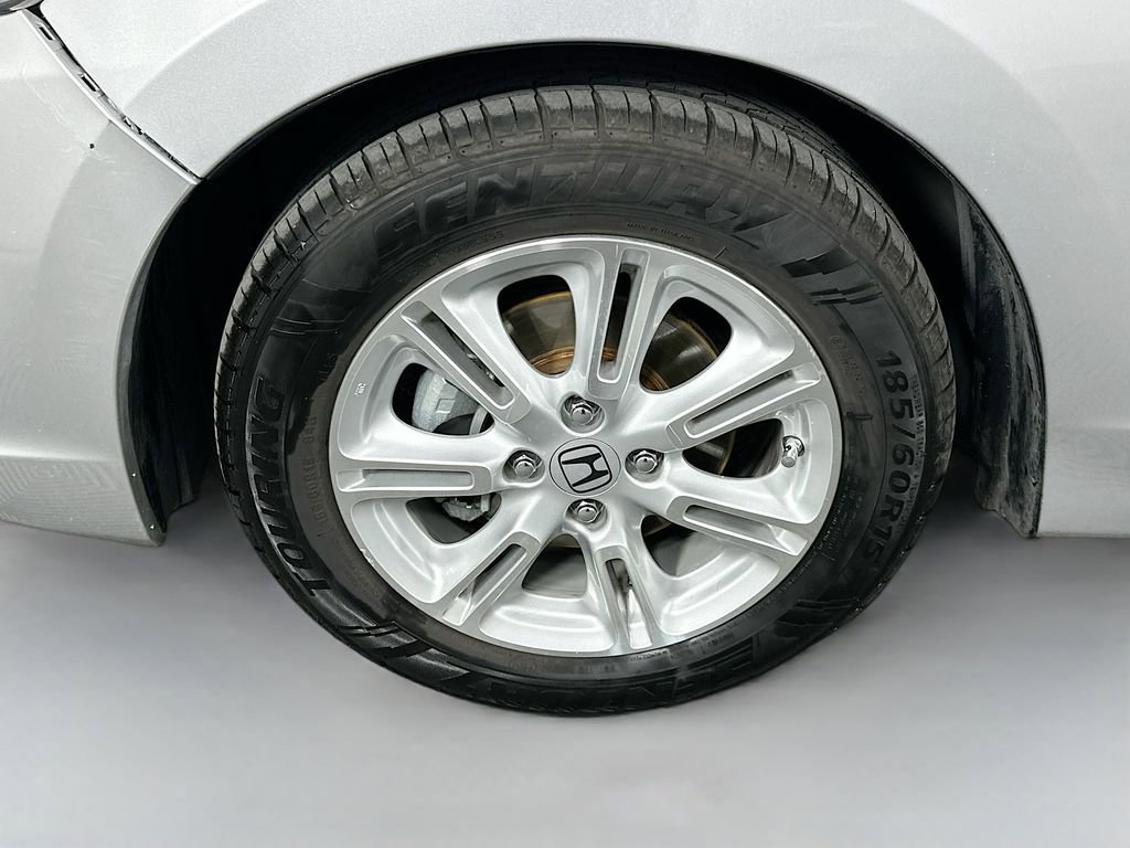 Used 2010 Honda Insight EX image 28