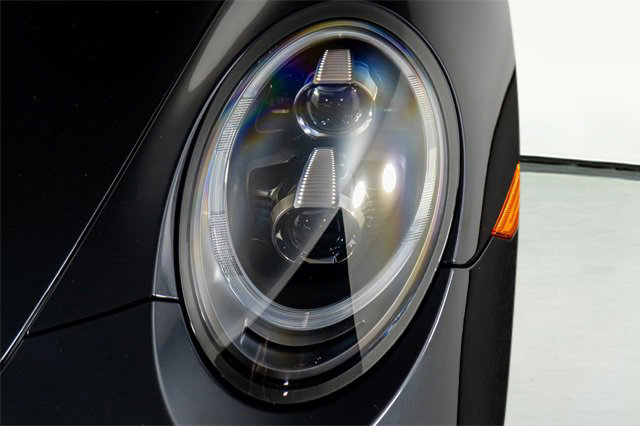 Used 2016 Porsche 911 Turbo image 22