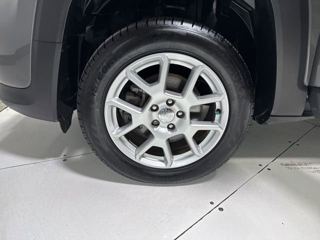 Used 2021 Jeep Renegade Limited image 7
