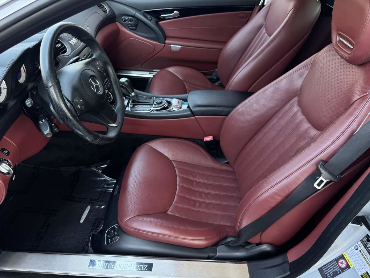 Used 2009 Mercedes-Benz SL 550 image 18