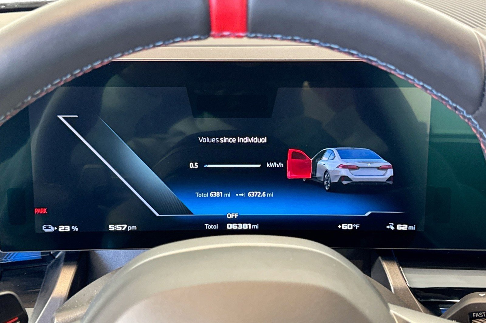 Used 2025 BMW i5 M60 w/ Premium Package image 12