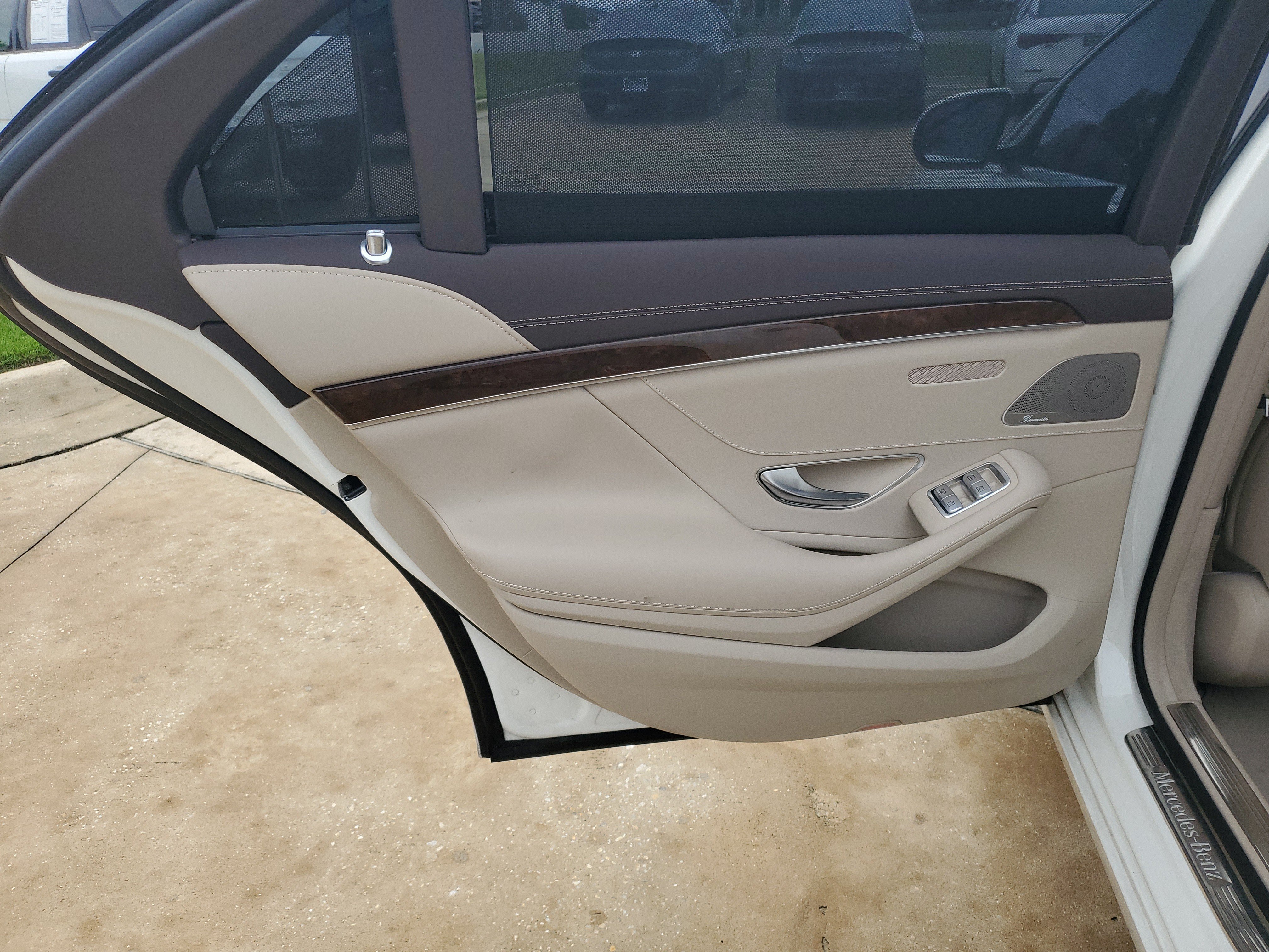 Used 2015 Mercedes-Benz S 550 Sedan image 31