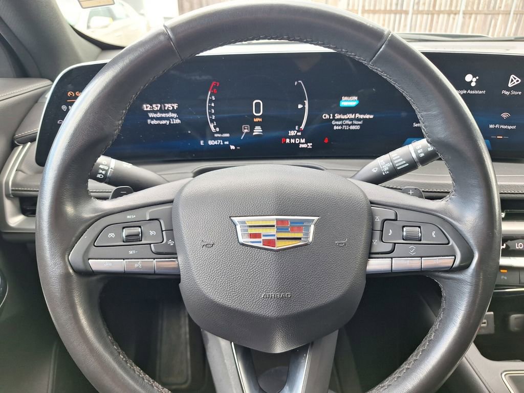 Used 2024 Cadillac XT4 Premium Luxury image 16