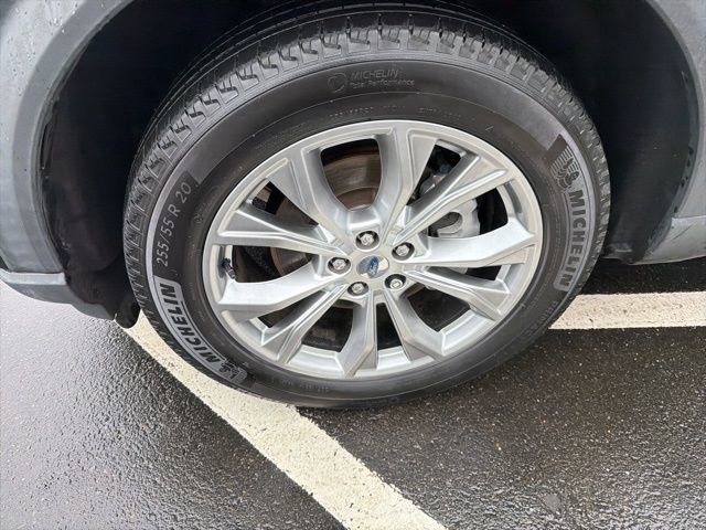 Used 2020 Ford Explorer XLT w/ Equipment Group 202A image 28