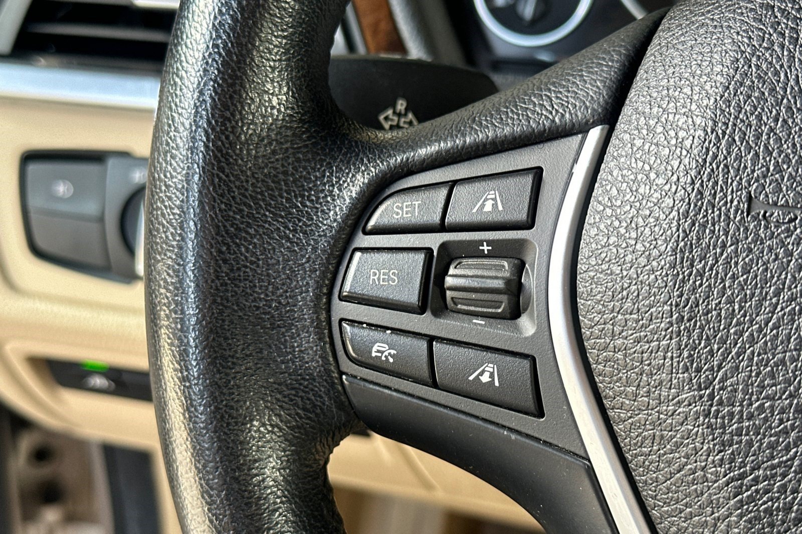 Used 2015 BMW 328i Sedan RWD image 31