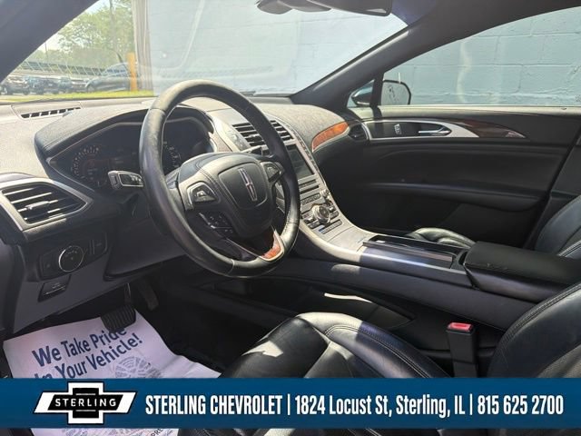 Used 2017 Lincoln MKZ Reserve w/ Technology Package AWD/4WD image 10