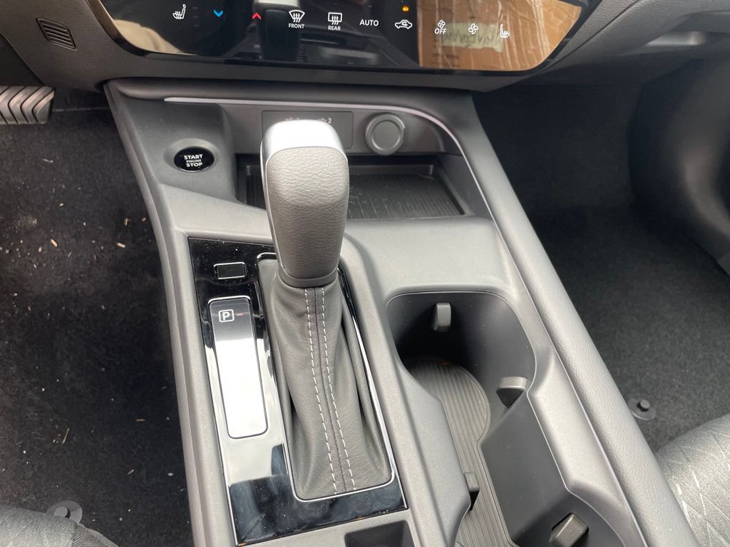 New 2026 Nissan Sentra SV w/ SV Convenience Package FWD image 16