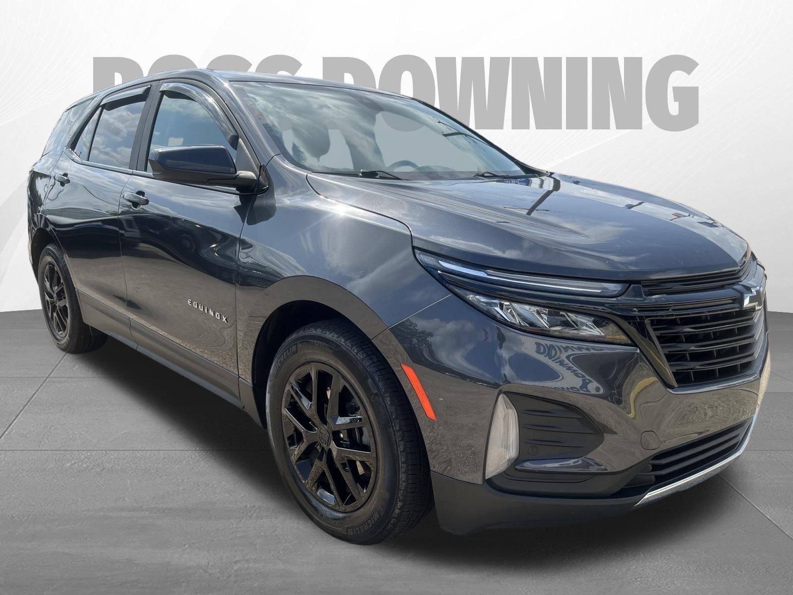 Used 2023 Chevrolet Equinox LT FWD image 3