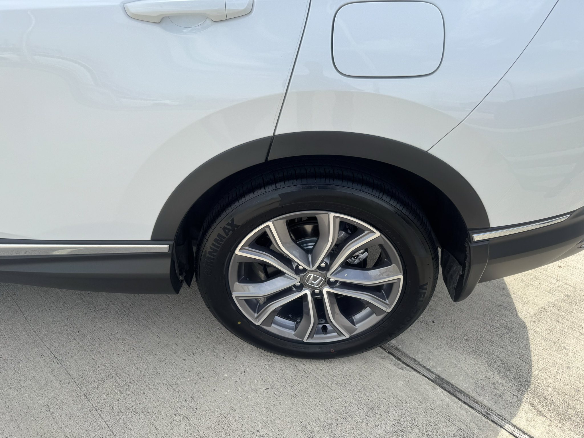 Used 2021 Honda CR-V Touring image 37