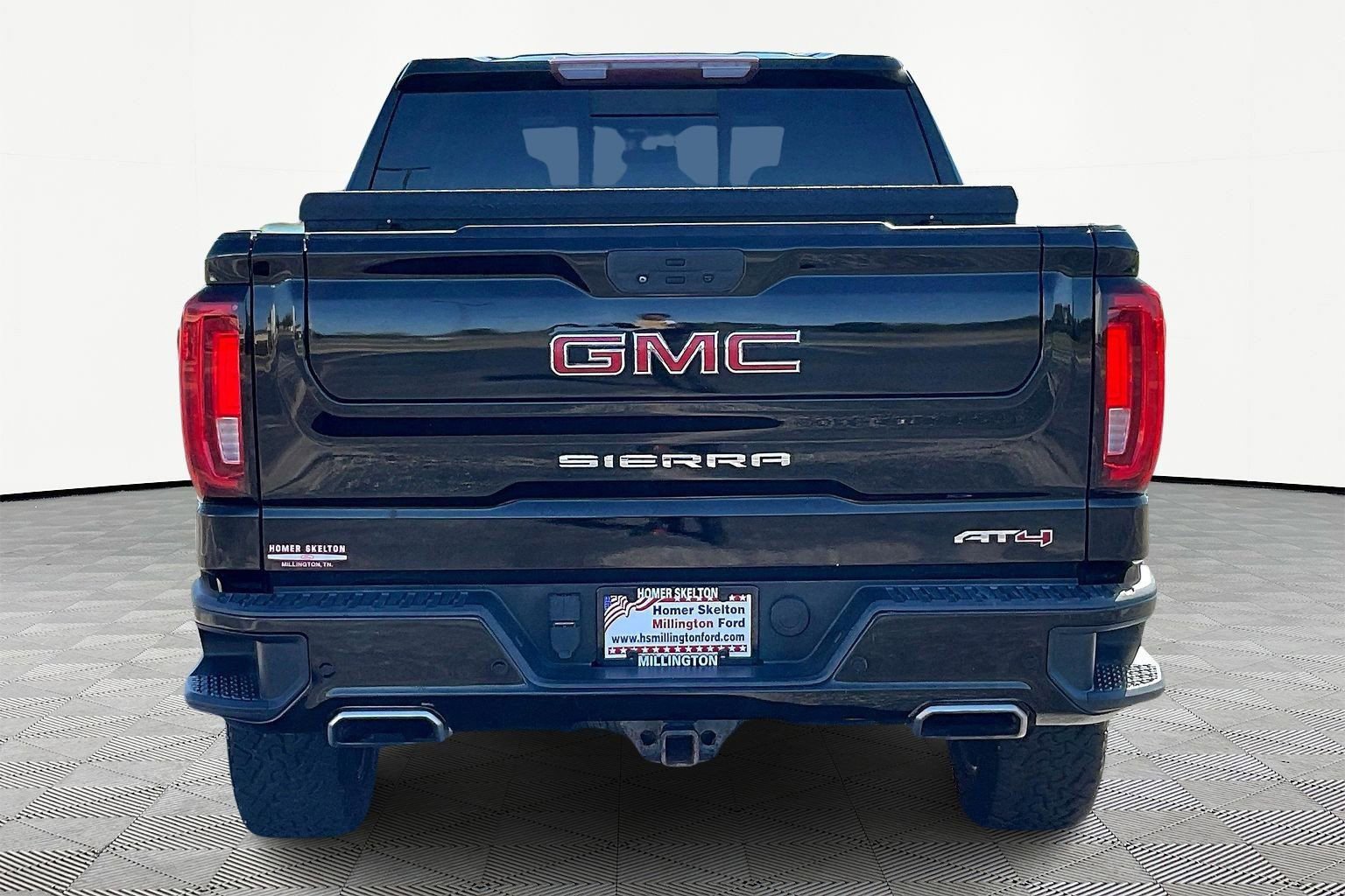 Used 2019 GMC Sierra 1500 AT4 w/ AT4 Premium Package image 4