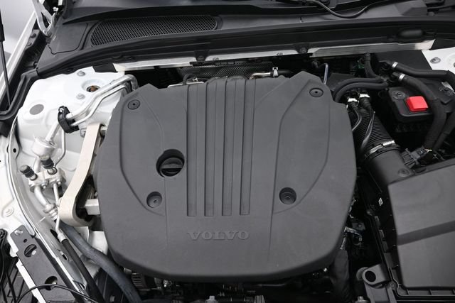 Used 2023 Volvo S60 B5 Core w/ Climate Package FWD image 31
