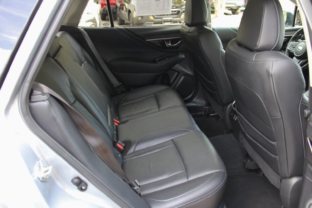 Used 2024 Subaru Outback Touring XT AWD/4WD image 37