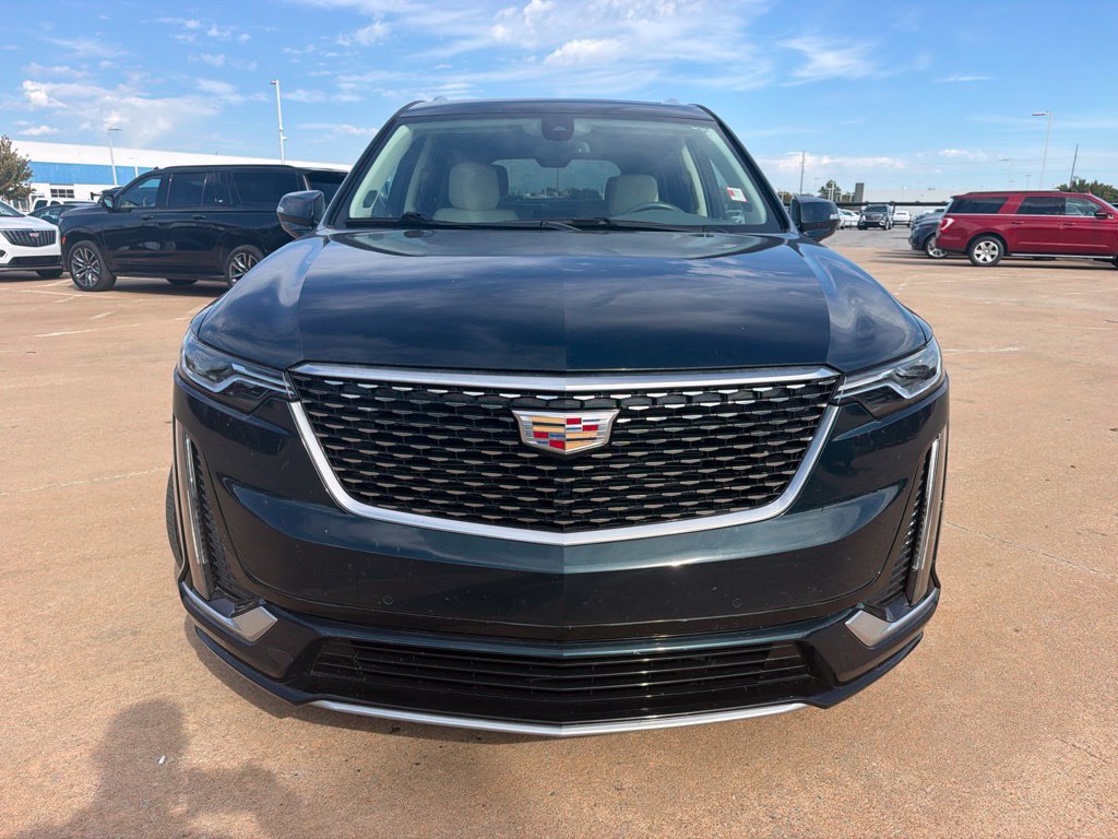 Used 2024 Cadillac XT6 Premium Luxury w/ LPO, Floor Liner Package AWD/4WD image 6