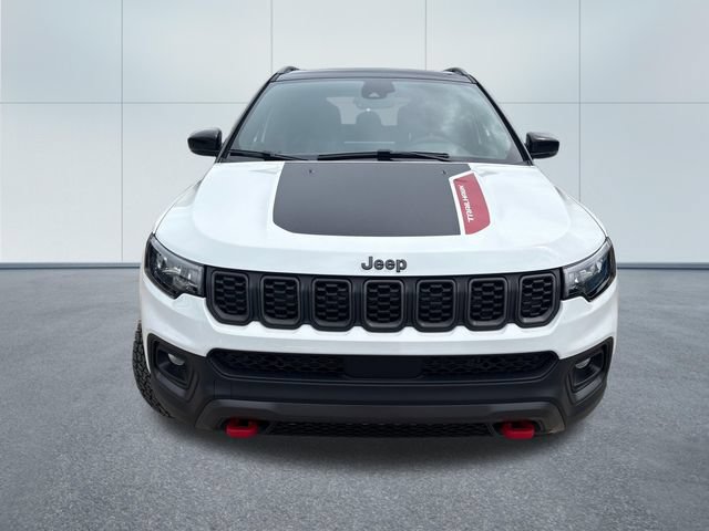 New 2026 Jeep Compass Trailhawk w/ Sun, Sound & Navigation Group AWD/4WD image 6