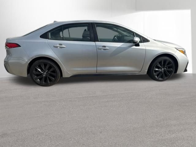 Used 2024 Toyota Corolla SE FWD image 6