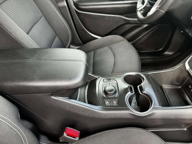 Used 2022 GMC Terrain SLE w/ Driver Convenience Package image 67