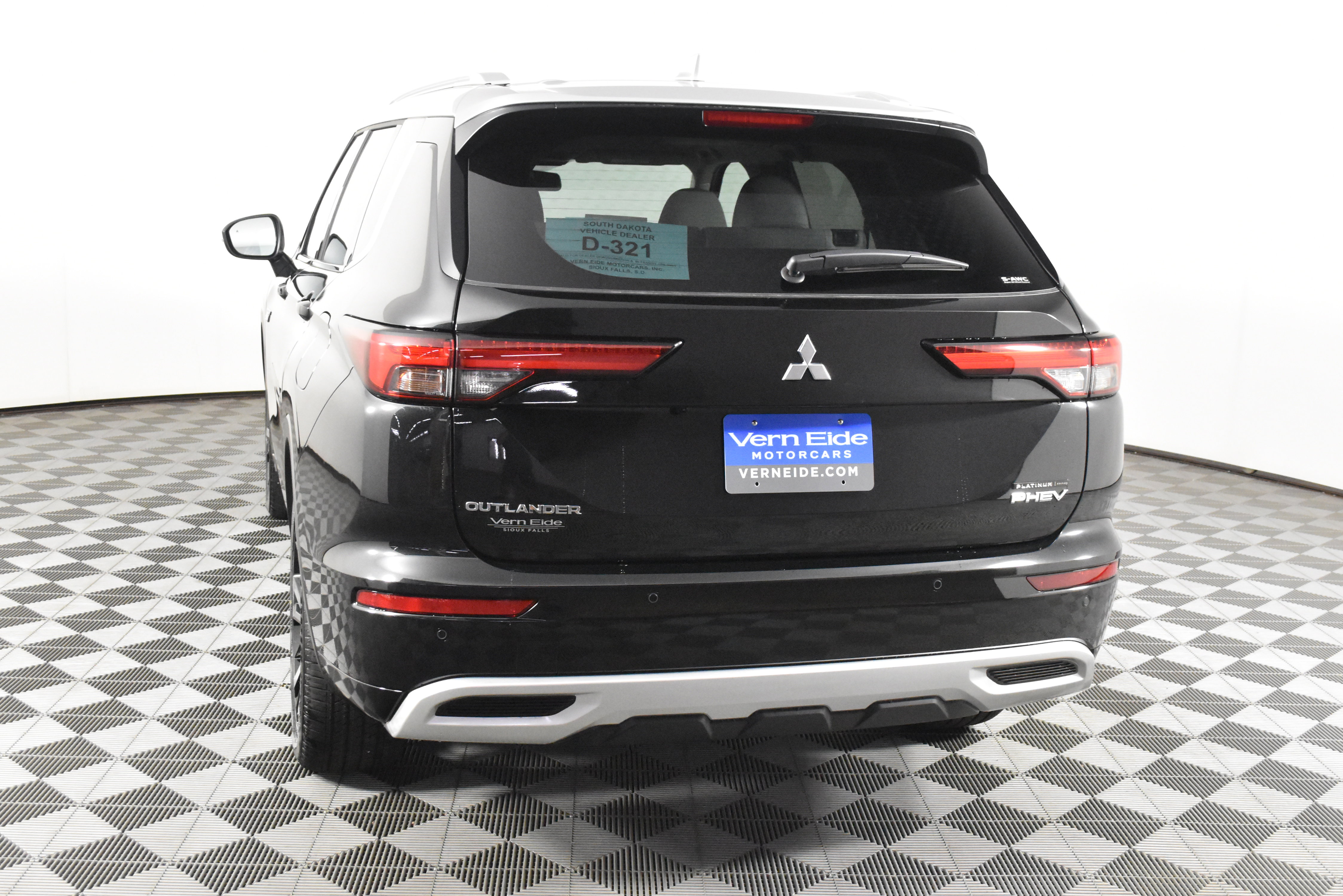 Used 2025 Mitsubishi Outlander SEL image 7