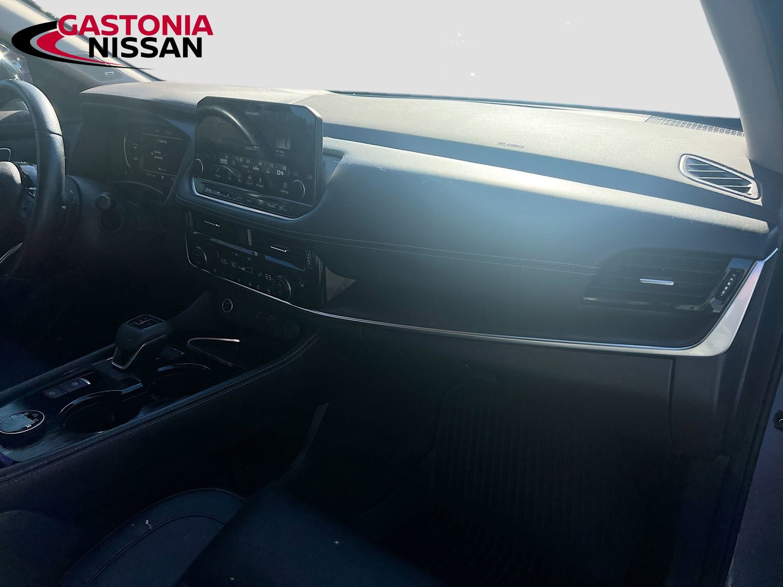 Used 2021 Nissan Rogue Platinum image 38