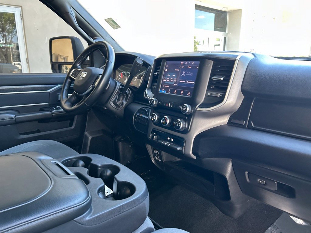 Used 2024 RAM 3500 Big Horn AWD/4WD image 28