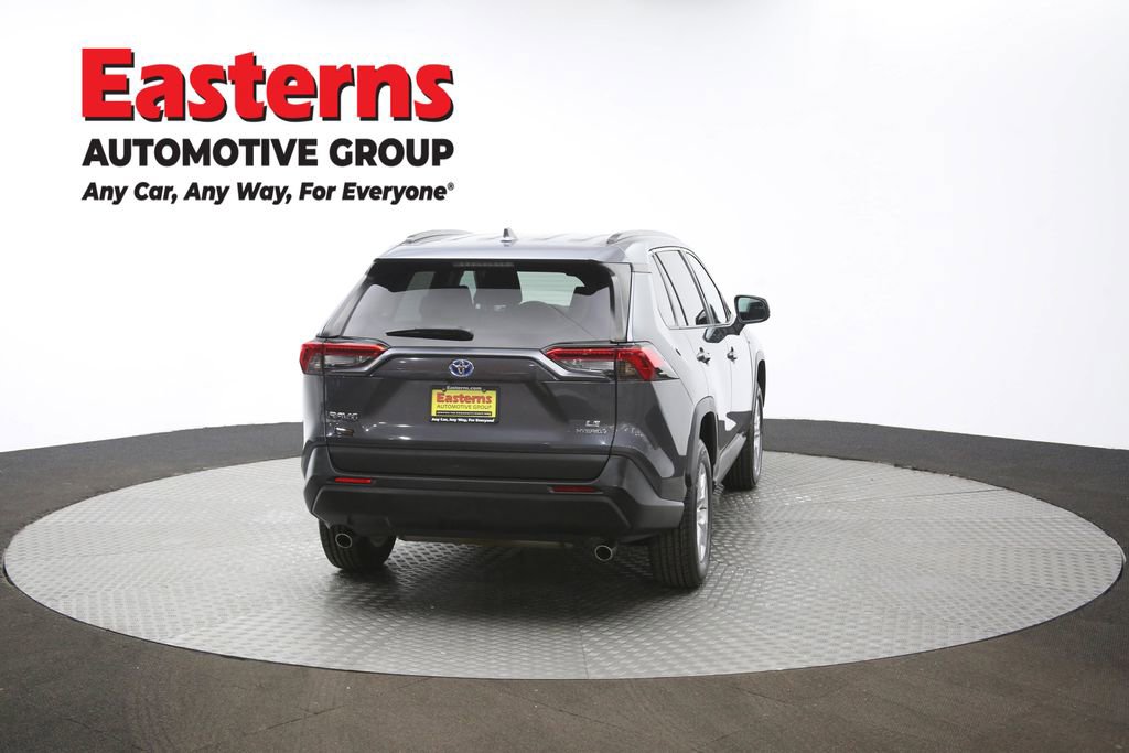 Used 2021 Toyota RAV4 LE image 38