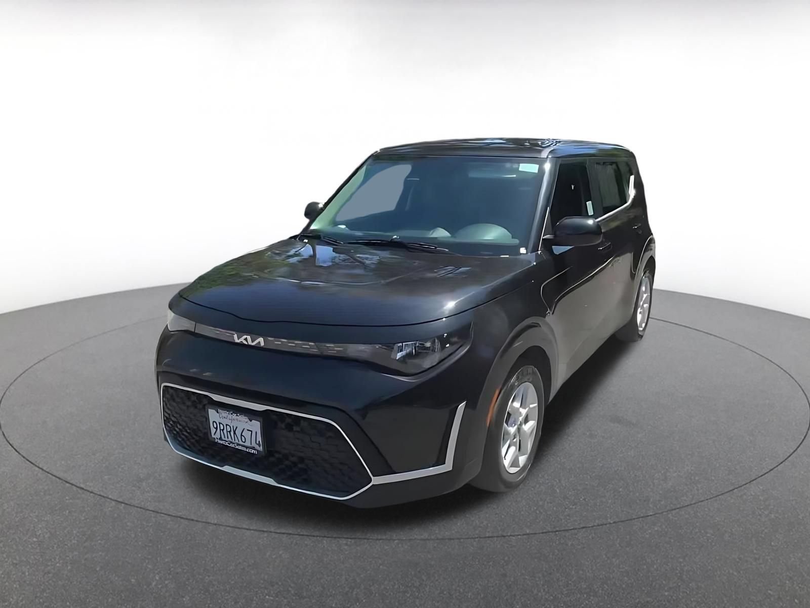 Used 2025 Kia Soul LX w/ LX Technology Package FWD image 6