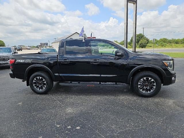 Used 2023 Nissan Titan PRO-4X w/ Pro-4x Convenience Package AWD/4WD image 9
