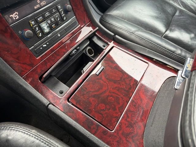 Used 2008 Cadillac Escalade ESV AWD image 31