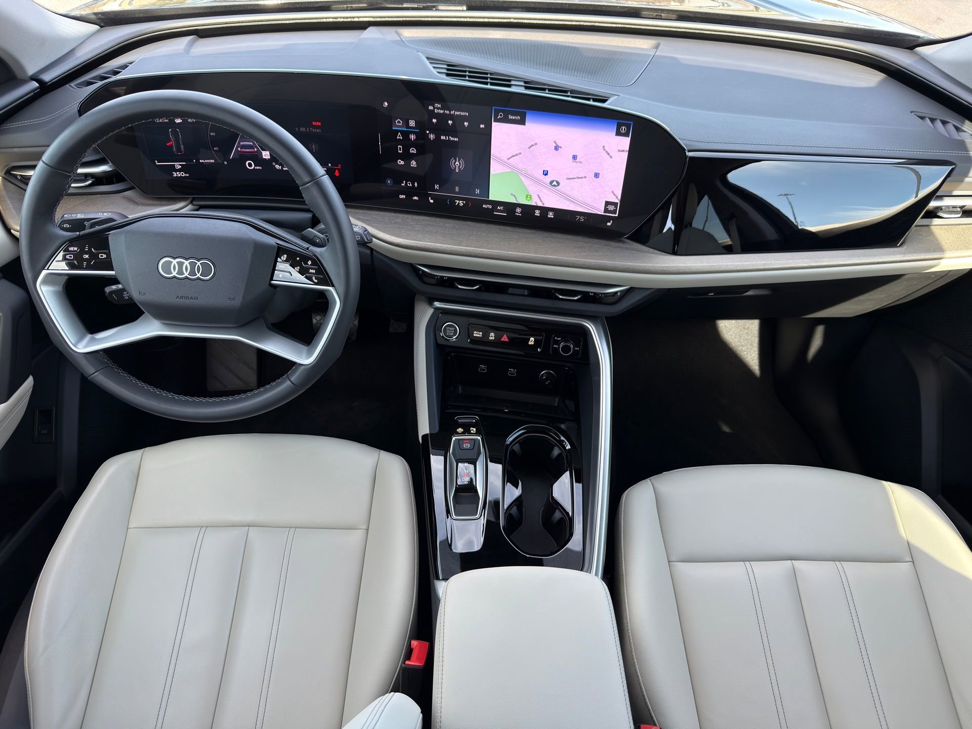 Certified 2025 Audi Q5 Premium w/ Convenience Package image 23