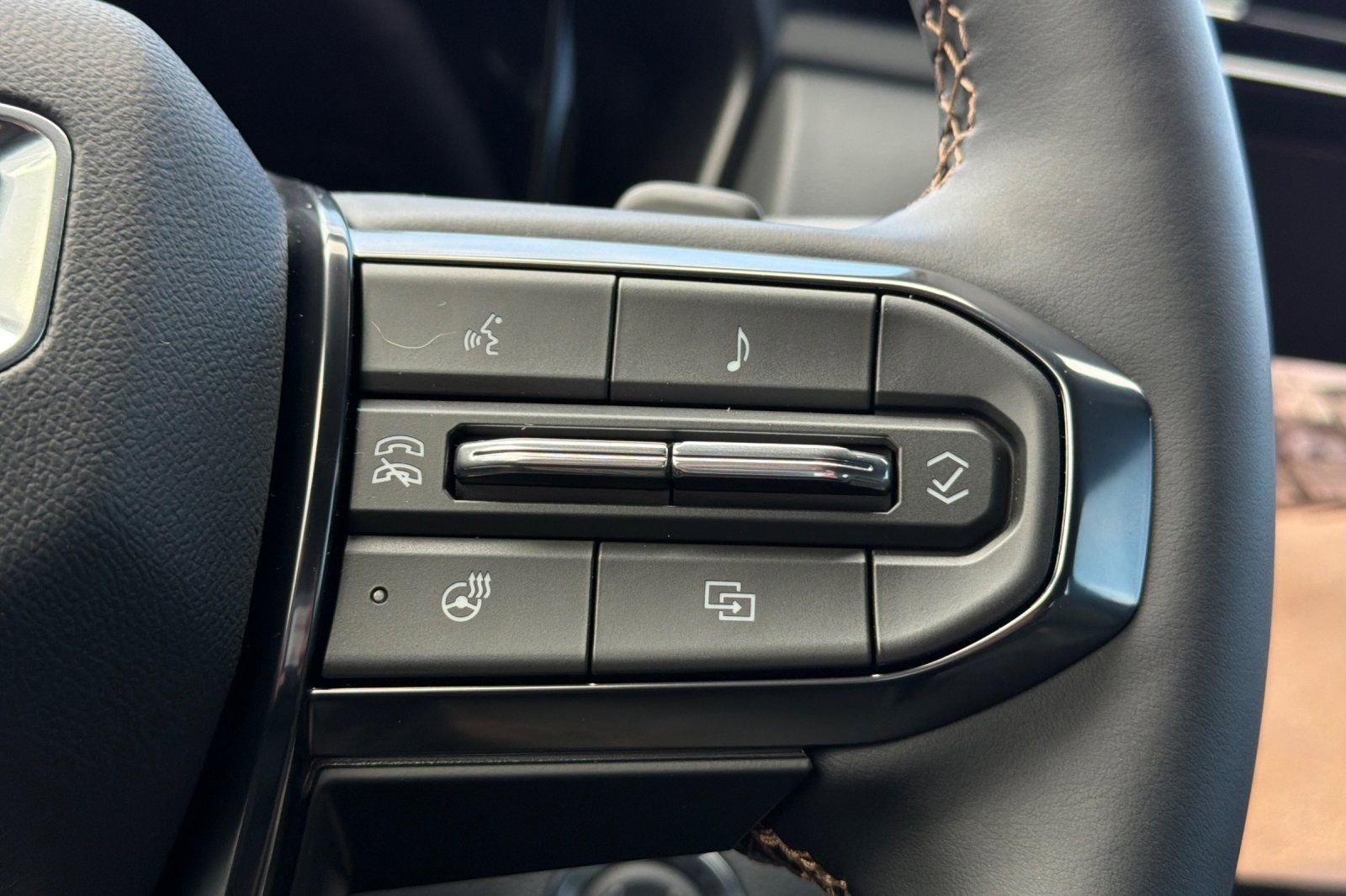 New 2026 GMC Terrain AT4 w/ Convenience Package III AWD/4WD image 27