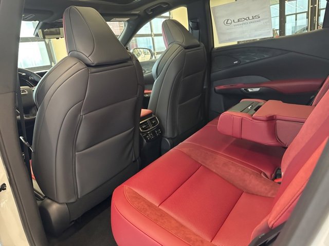 New 2026 Lexus RX 500h F Sport w/ Appearance Package image 40