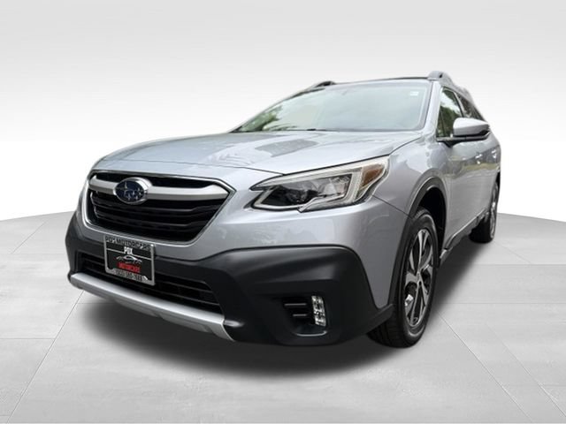 Used 2020 Subaru Outback Limited w/ Tech Package 2