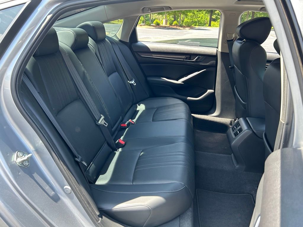 Used 2018 Honda Accord Touring image 43