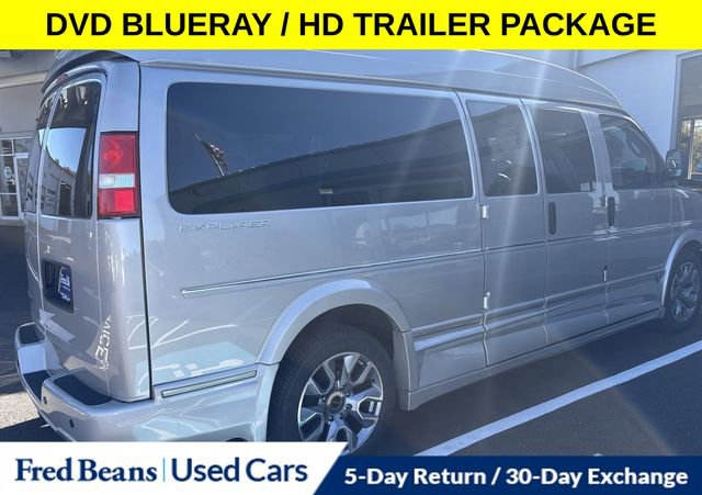 Used 2023 Chevrolet Express 2500 Work Van image 3