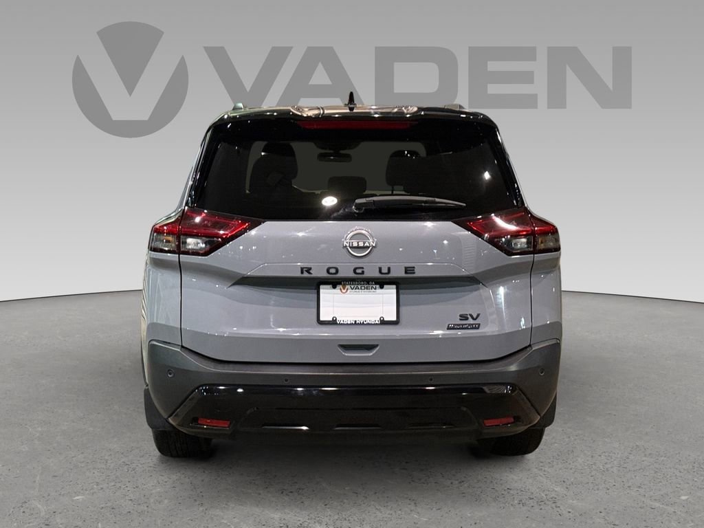 Used 2023 Nissan Rogue SV w/ SV Premium B Package image 25