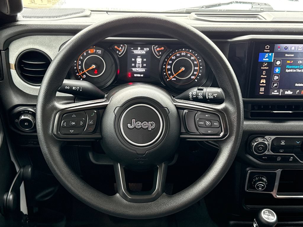 Used 2024 Jeep Wrangler Unlimited Sport AWD/4WD image 15