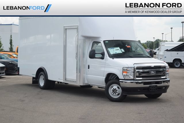 New 2027 Ford E-450 and Econoline 450 Super Duty w/ Power Equipment Group RWD image 1