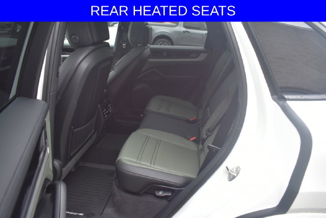 Used 2026 Porsche Cayenne AWD/4WD image 11