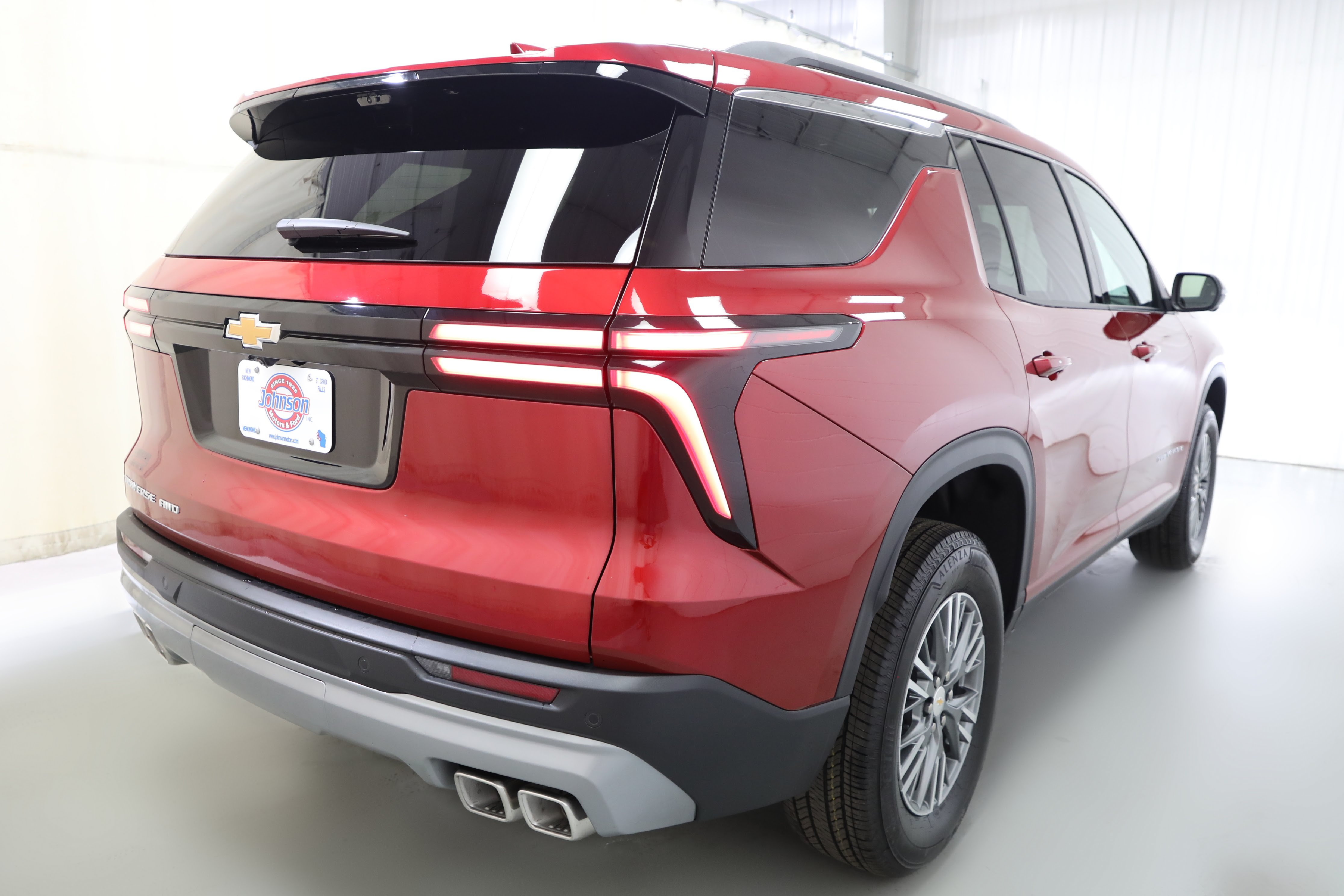 New 2027 Chevrolet Traverse LT w/ Driver Confidence Package AWD/4WD image 19