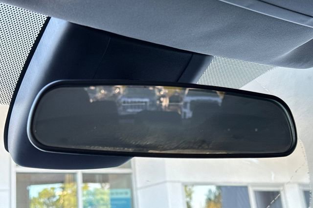 Used 2023 Toyota Highlander LE image 26