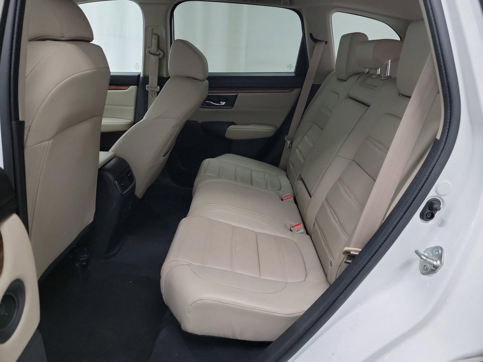 Used 2017 Honda CR-V Touring image 28