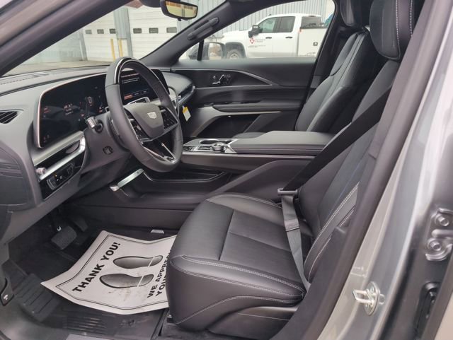 New 2026 Cadillac Lyriq Premium Luxury image 13