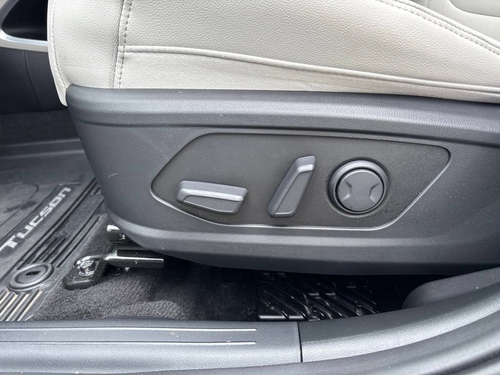 Certified 2024 Hyundai Tucson Limited AWD/4WD image 14