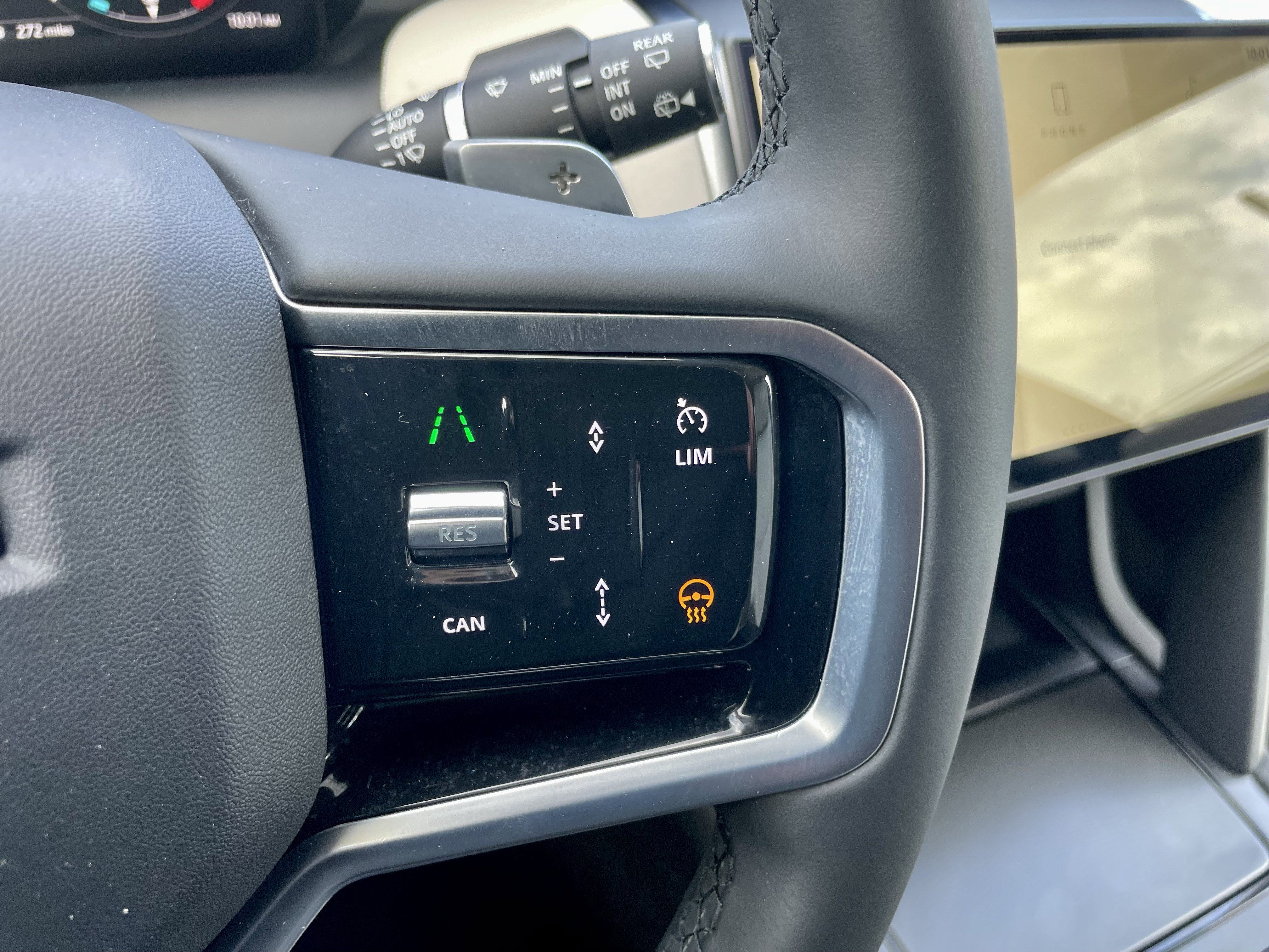 Used 2024 Land Rover Discovery Sport S image 21