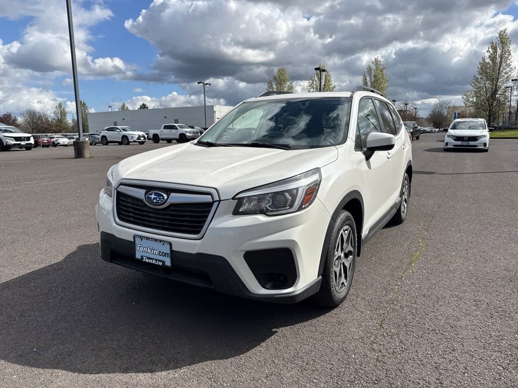 Used 2020 Subaru Forester Premium image 3