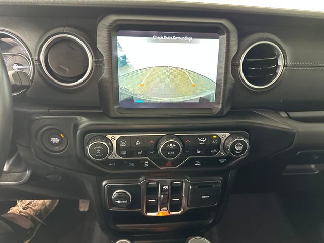 Used 2023 Jeep Wrangler Unlimited Sahara w/ Cold Weather Group AWD/4WD image 22