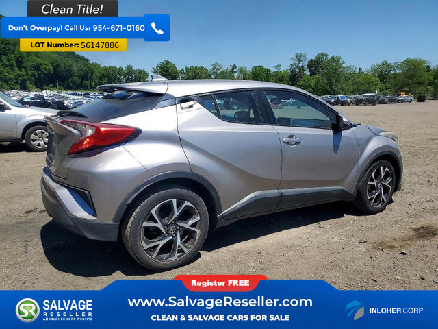 Used 2018 Toyota C-HR XLE FWD image 4