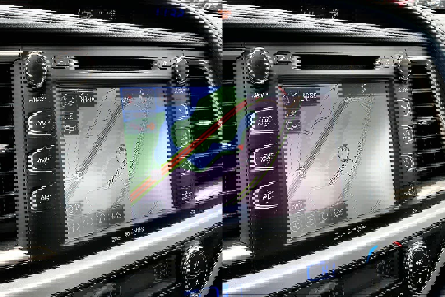 Certified 2019 Toyota Highlander XLE image 34