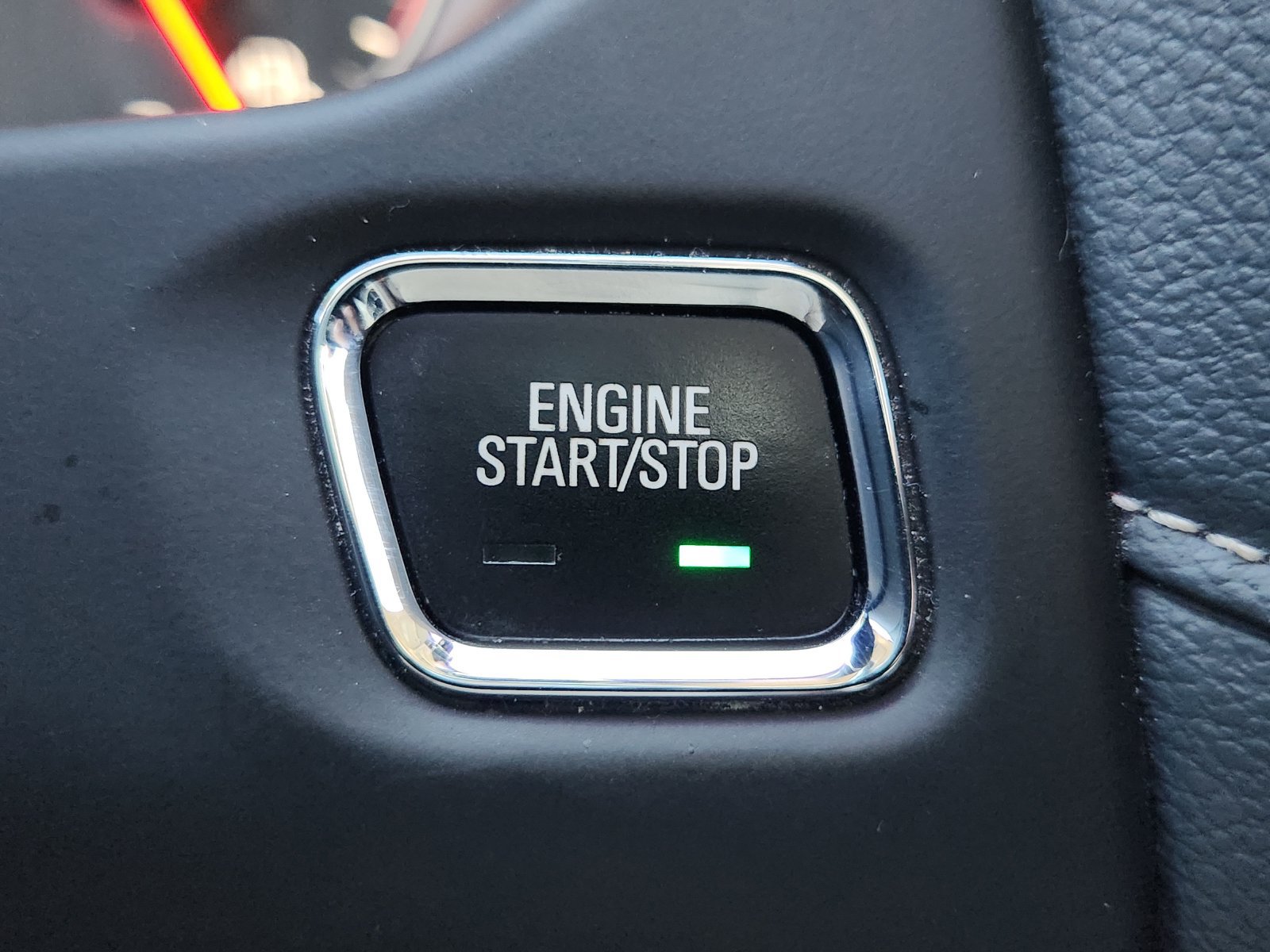 Used 2021 GMC Acadia Denali w/ Denali Technology Package FWD image 24