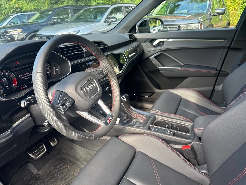 Used 2025 Audi Q3 2.0T Premium Plus AWD/4WD image 14