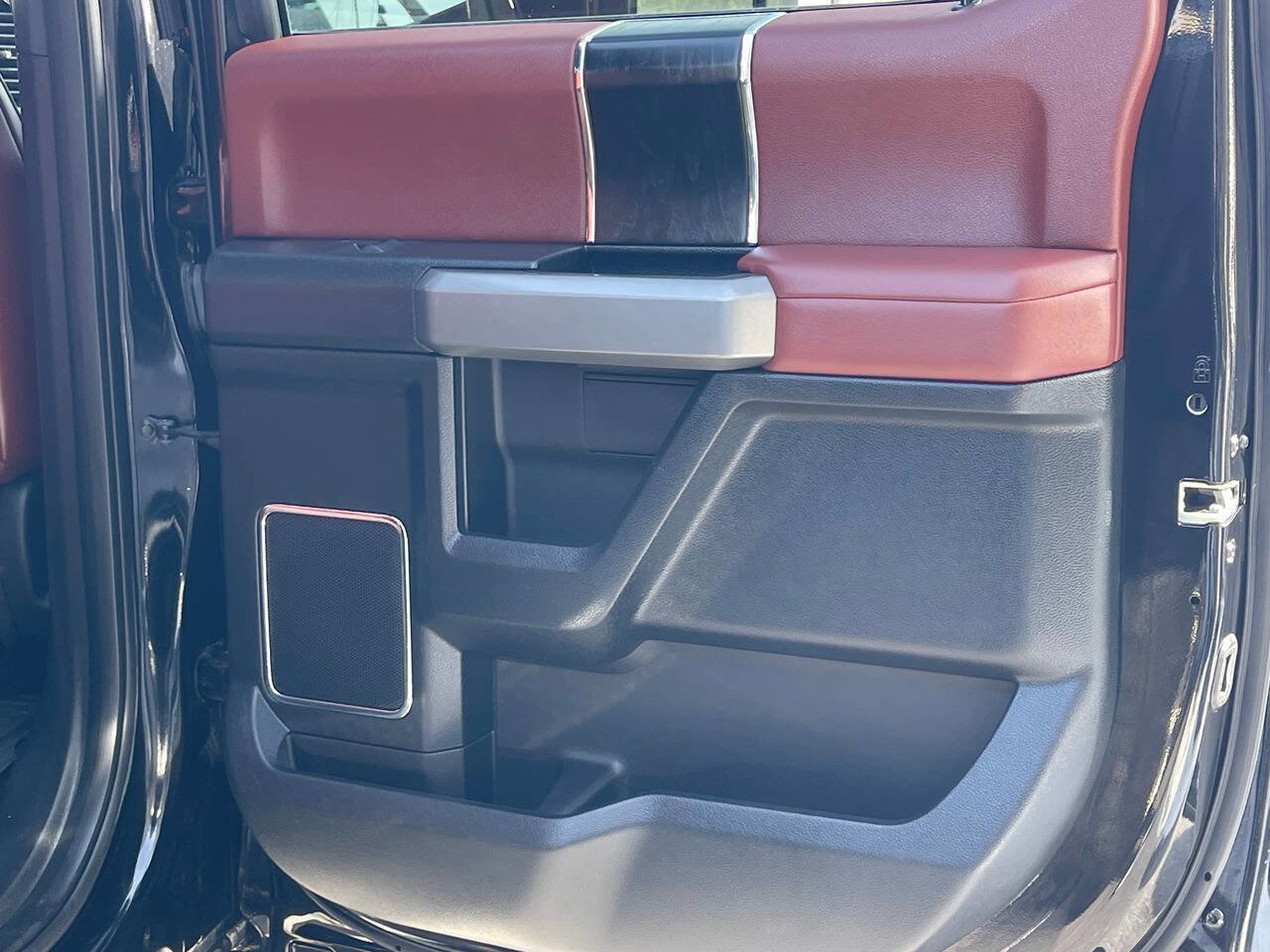 Used 2018 Ford F350 Platinum AWD/4WD image 38